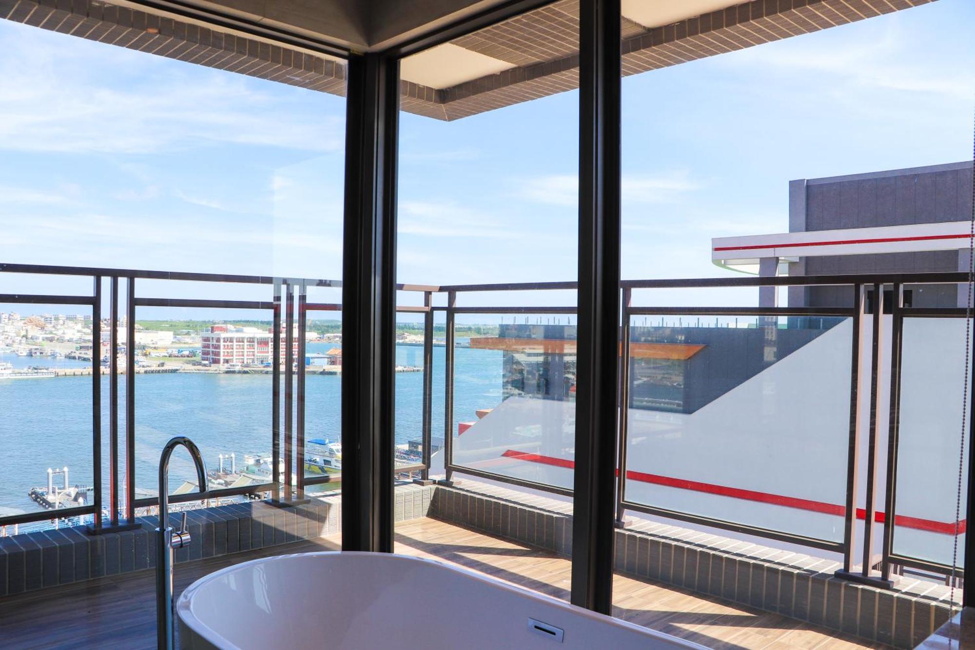 Discovery Hotel Makung Kültér fotó