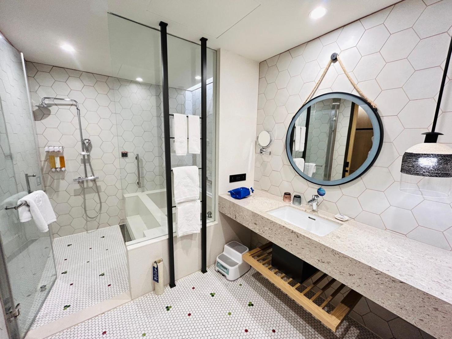 Discovery Hotel Makung Kültér fotó